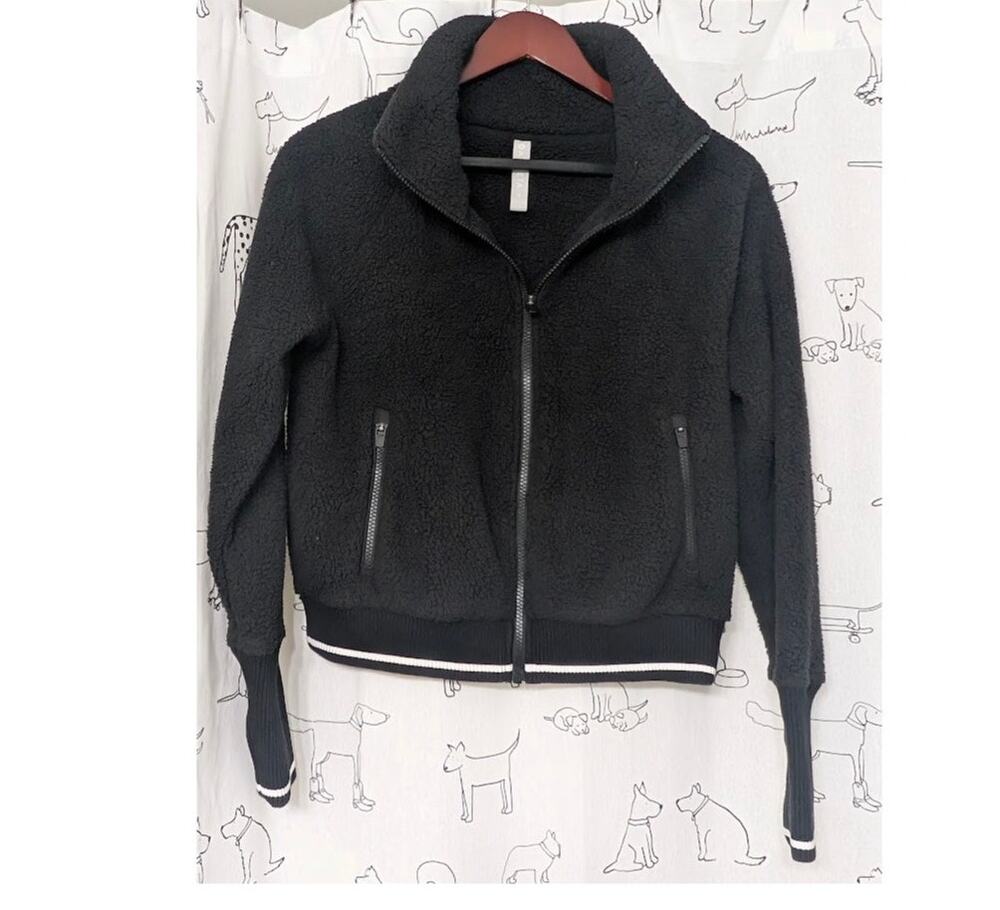 Athleta Womens Sherpa Zip Jacket Fleece Cropped Small Cozy Athleisure Black